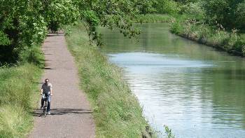 bike tours in loire