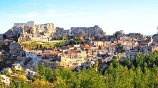 Discover the village of Les Baux de Provence in France