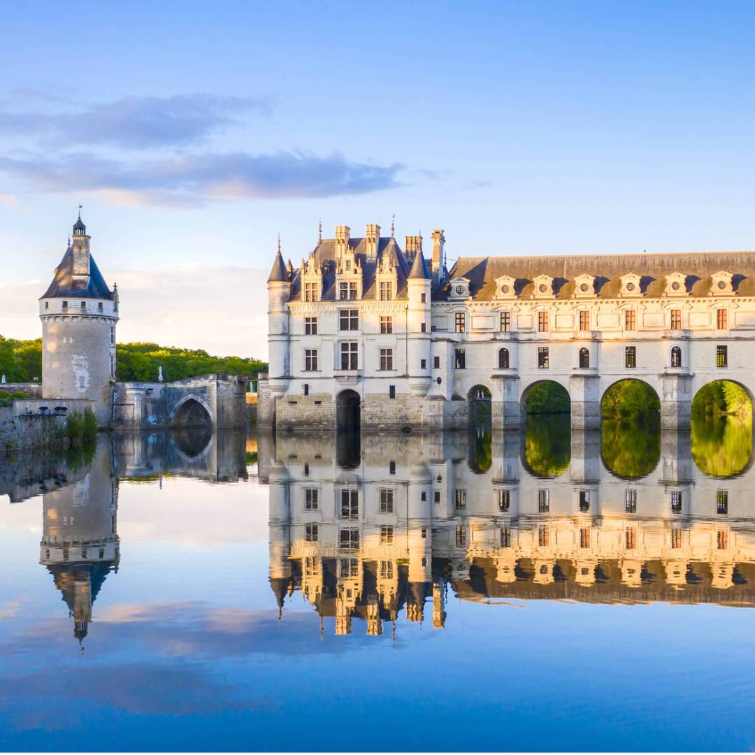 The stunning Chateau de Chenonceau in the Loire Valley