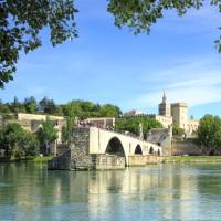 Discover beautiful Avignon in Provence