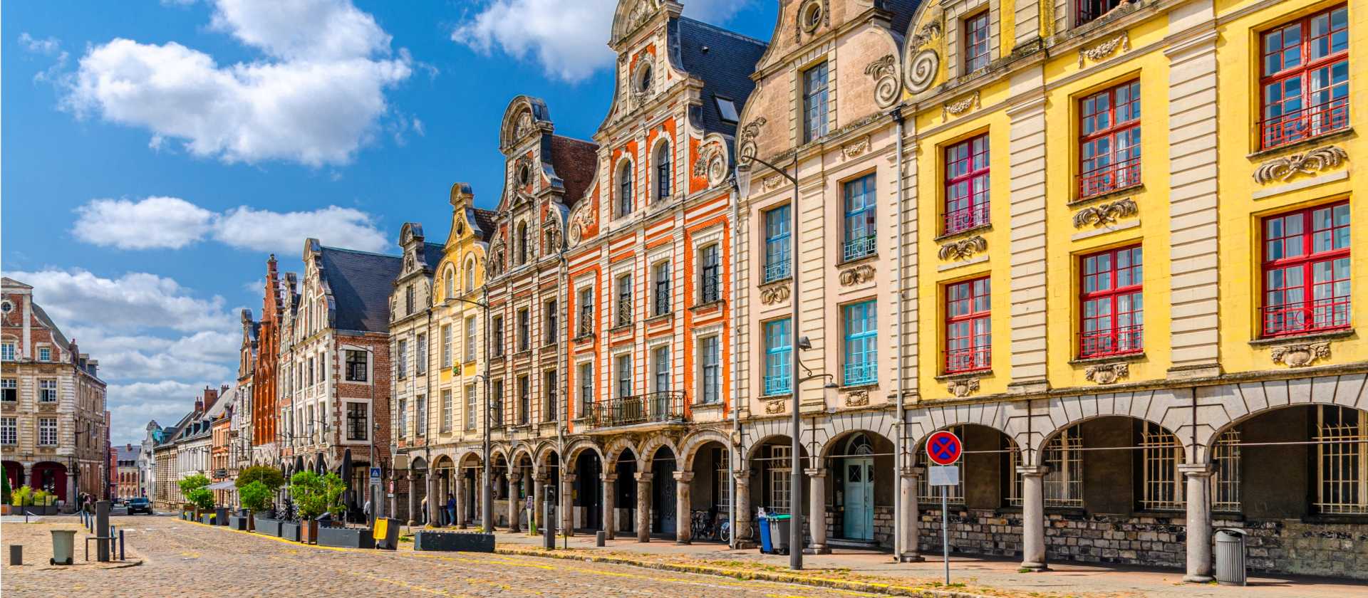 Flemish townhouses in La Grand Place square in Arras