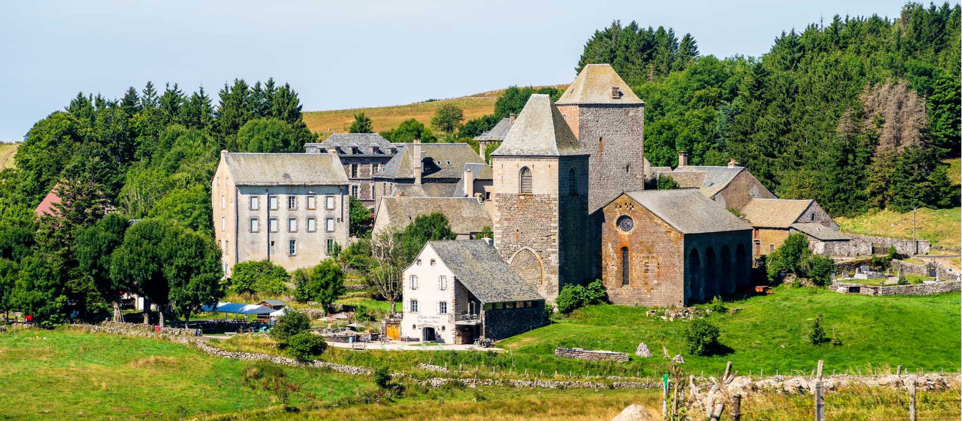 Typical scenery along the Le Puy Camino