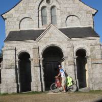 Discover the Way of St James Way by bike