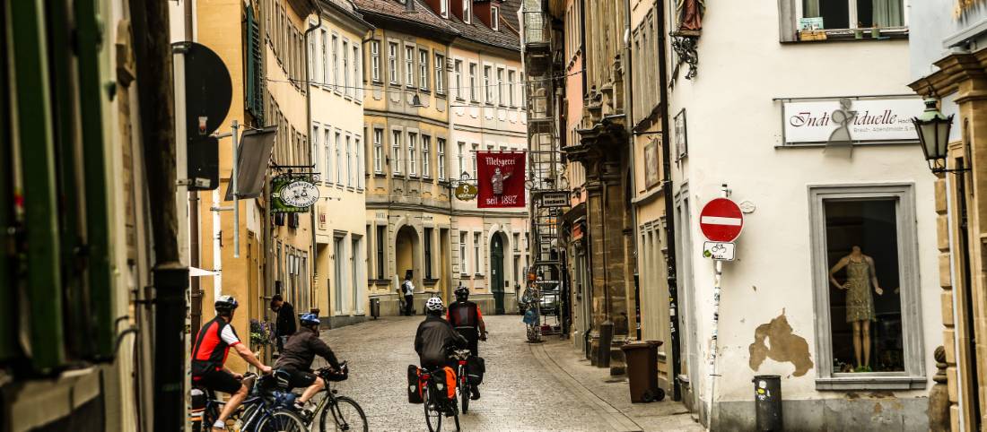 Cycling through historic Bamberg |  <i>Tim Charody</i>