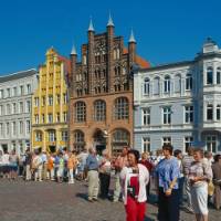 Gabled houses on Alter Markt square in Straslund | Norbert Krüger