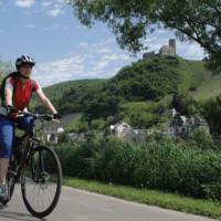 Cycling along the Moselle Bike Path | Moselle Tourism