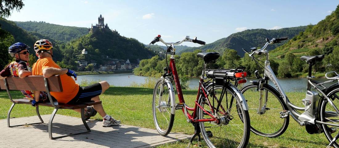 Relaxing on the Moselle Bike Path |  <i>Ferienland Cochem Tourism</i>