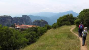 20160509_123802,Hetty Schuppert Approaching Varlaam monastery in Meteora