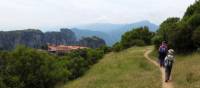 Approaching Varlaam monastery in Meteora |  <i>Hetty Schuppert</i>