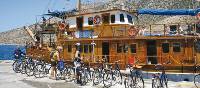 Explore the Cyclades Islands on our Greek Island Bike & Sail trip