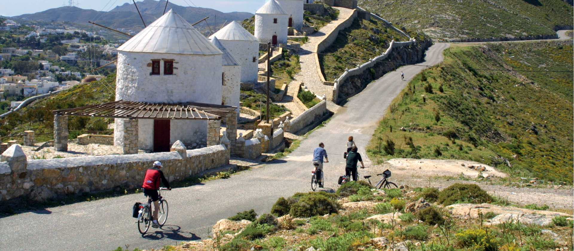 Thanks to your boat you can cycle even more of the Greek Islands