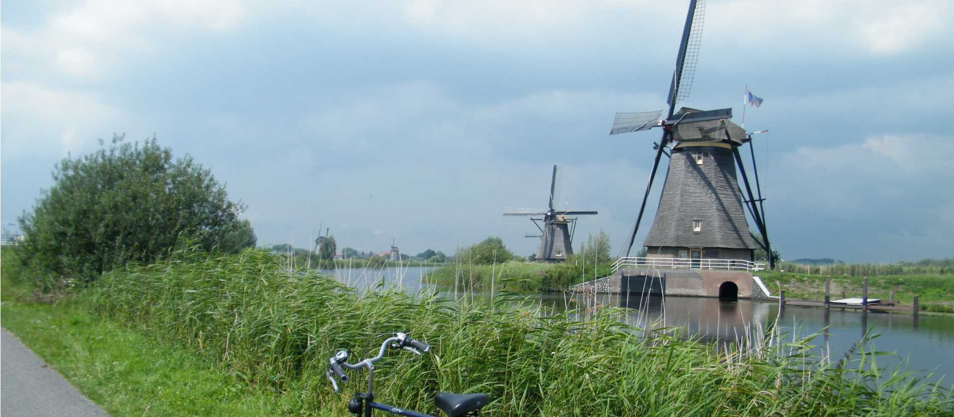 Traditional windmills outside of a small Dutch village, Holland | Jan Shaddick