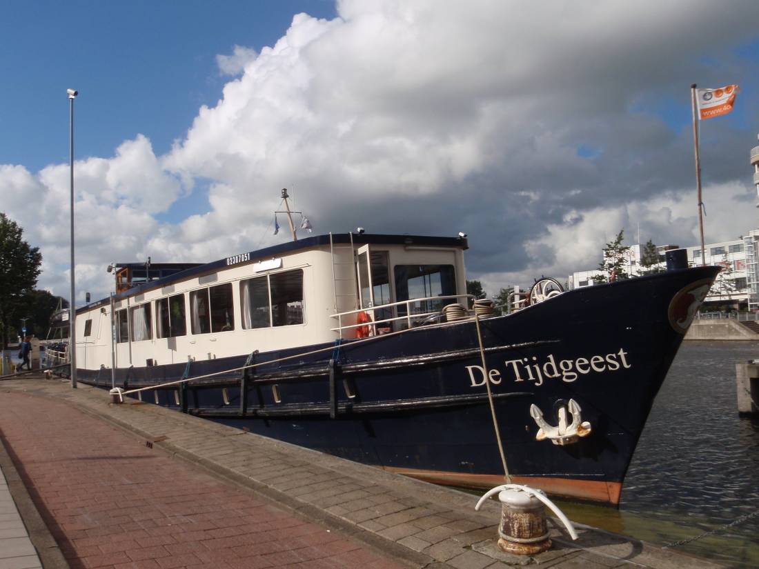 bike and barge holidays are a fabulous way to explore rural France, Holland and Belgium |  <i>Efti Poulos</i>