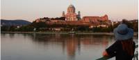 Admiring the Esztergom Basilica |  <i>Lilly Donkers</i>