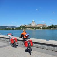 Resting by the Danube with the Esztergom Basilica in the distance | Lilly Donkers