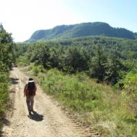 Hikers on the trail to Assisi on the St Francis Way