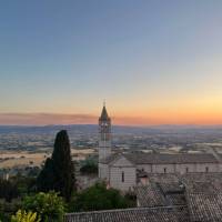 Sunset view over Assisi | Jaclyn Lofts