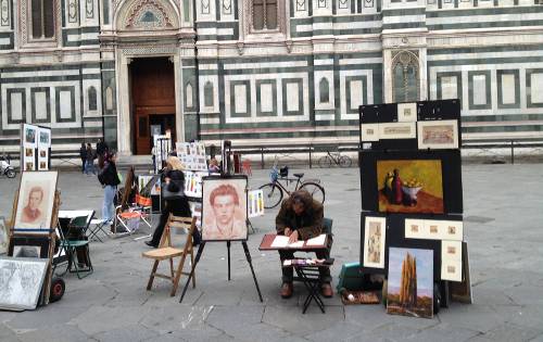 Artists outside the Duomo in Florence&#160;-&#160;<i>Photo:&#160;Kate Baker</i>