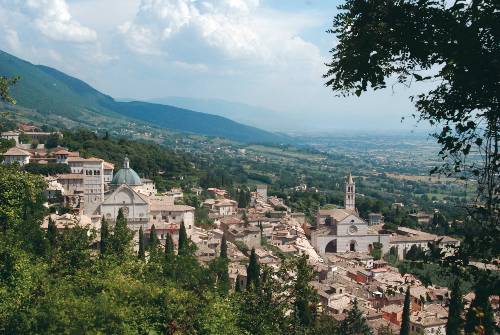 A short walk to the fort above Assisi provides an inspiring view of the old citadel&#160;-&#160;<i>Photo:&#160;Sue Badyari</i>