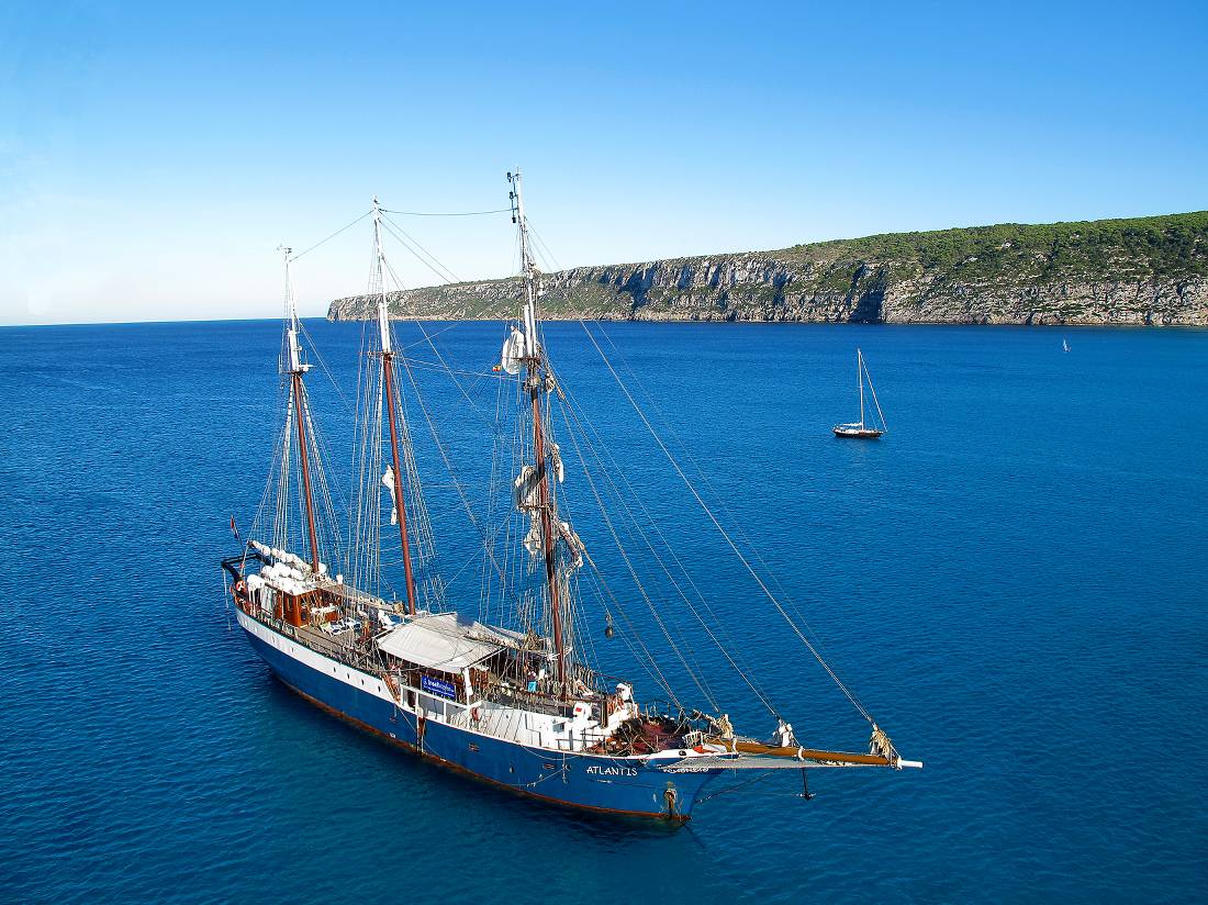 The majestic tallship, Atlantis