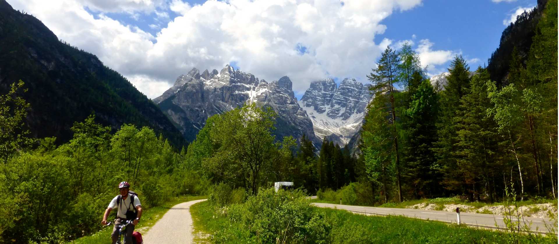 Cycling the spectacular Dolomites near Cortina d'Ampezzo | Rob Mills