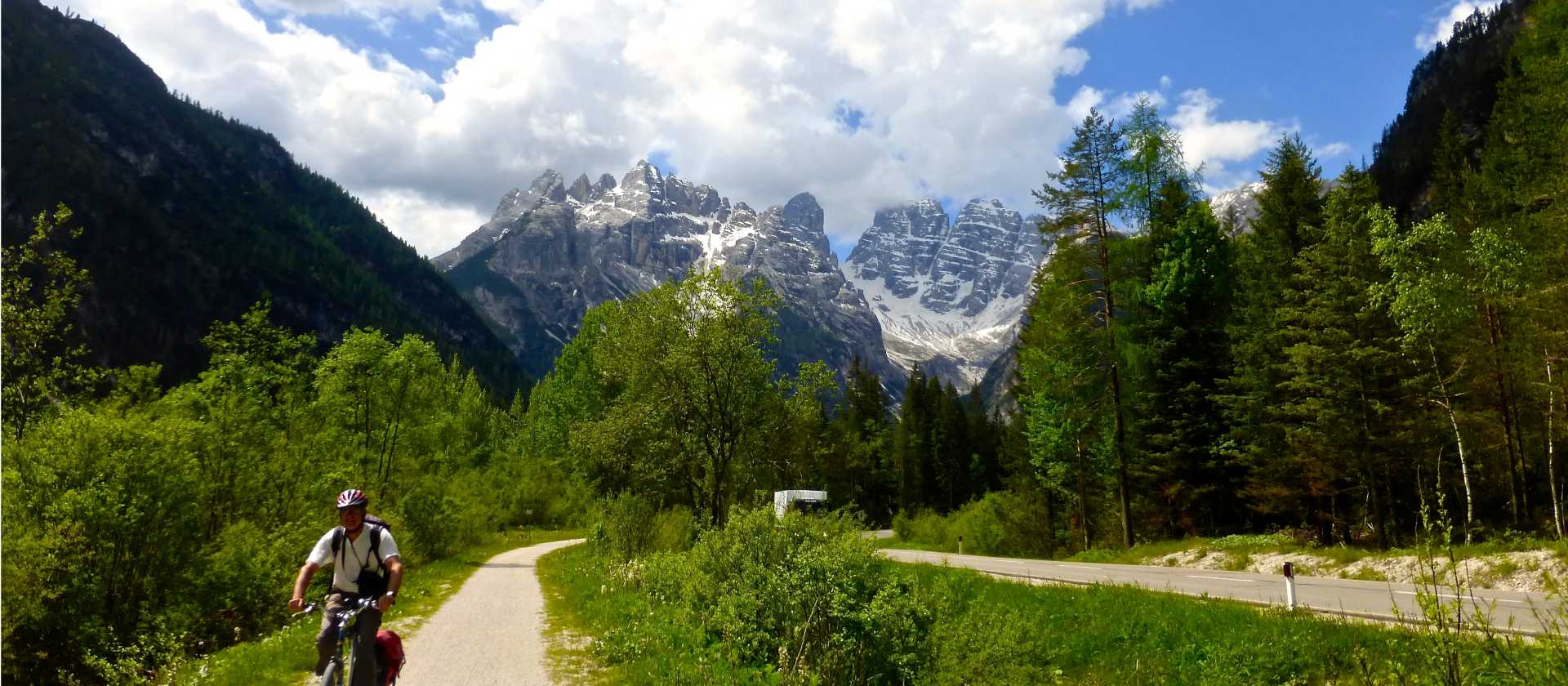 Cycling the spectacular Dolomites near Cortina d'Ampezzo | Rob Mills