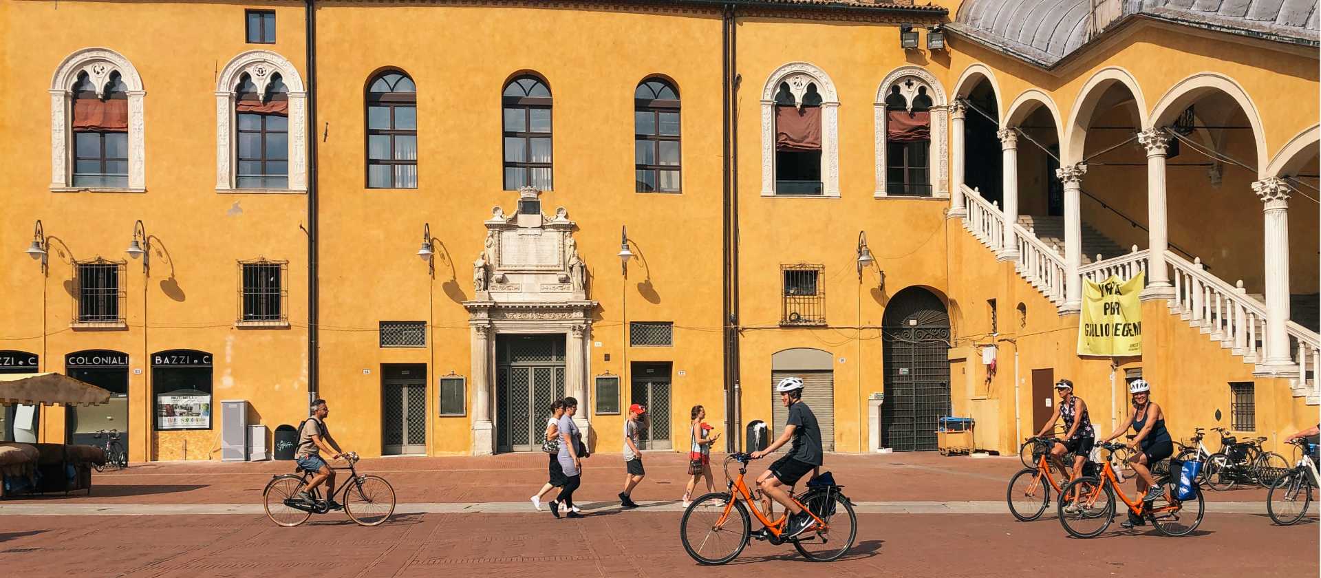 Cycling through Mantova (Mantua) in the Veneto
