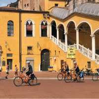 Cycling through Mantova (Mantua) in the Veneto