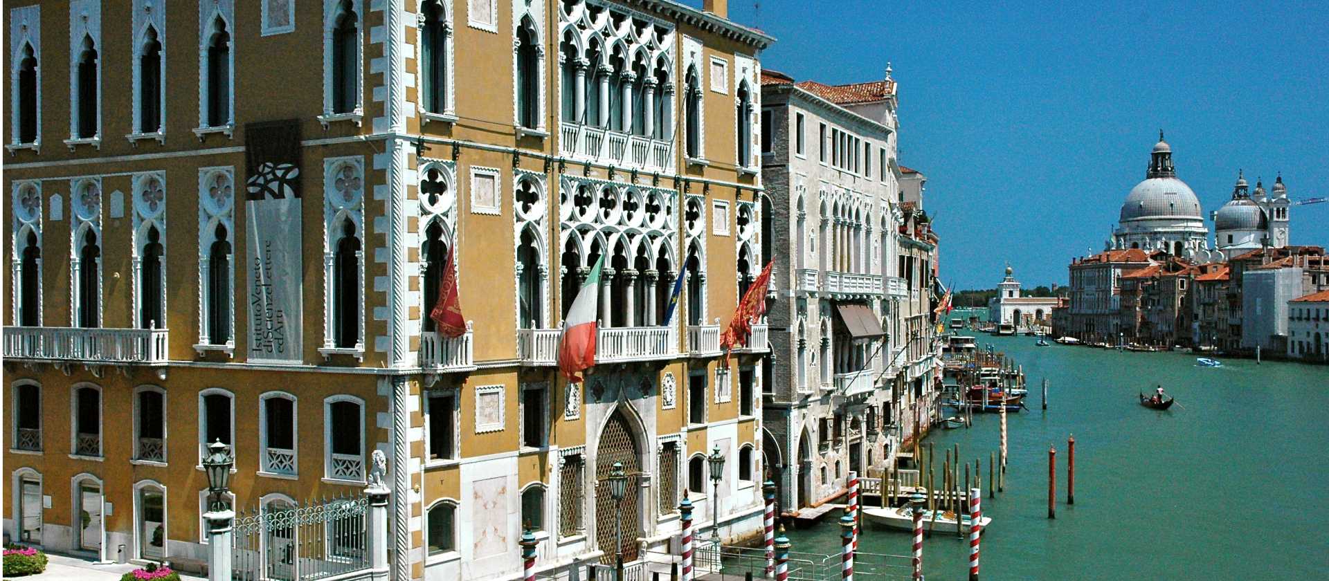 The incredible architecture of Venice, Italy | Sue Badyari