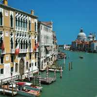 The incredible architecture of Venice, Italy | Sue Badyari