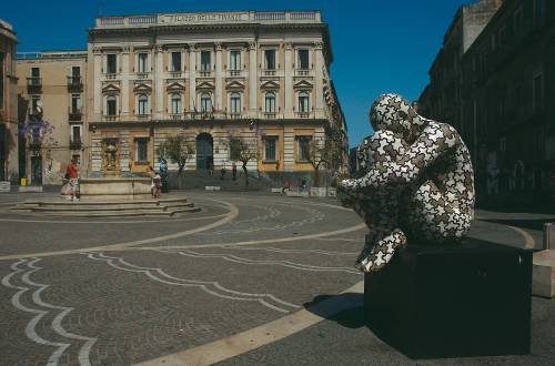 Square in Catania, Sicily&#160;-&#160;<i>Photo:&#160;Kate Baker</i>