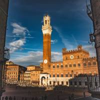 Torre del Mangia dominates the piazza in Siena | Tim Charody