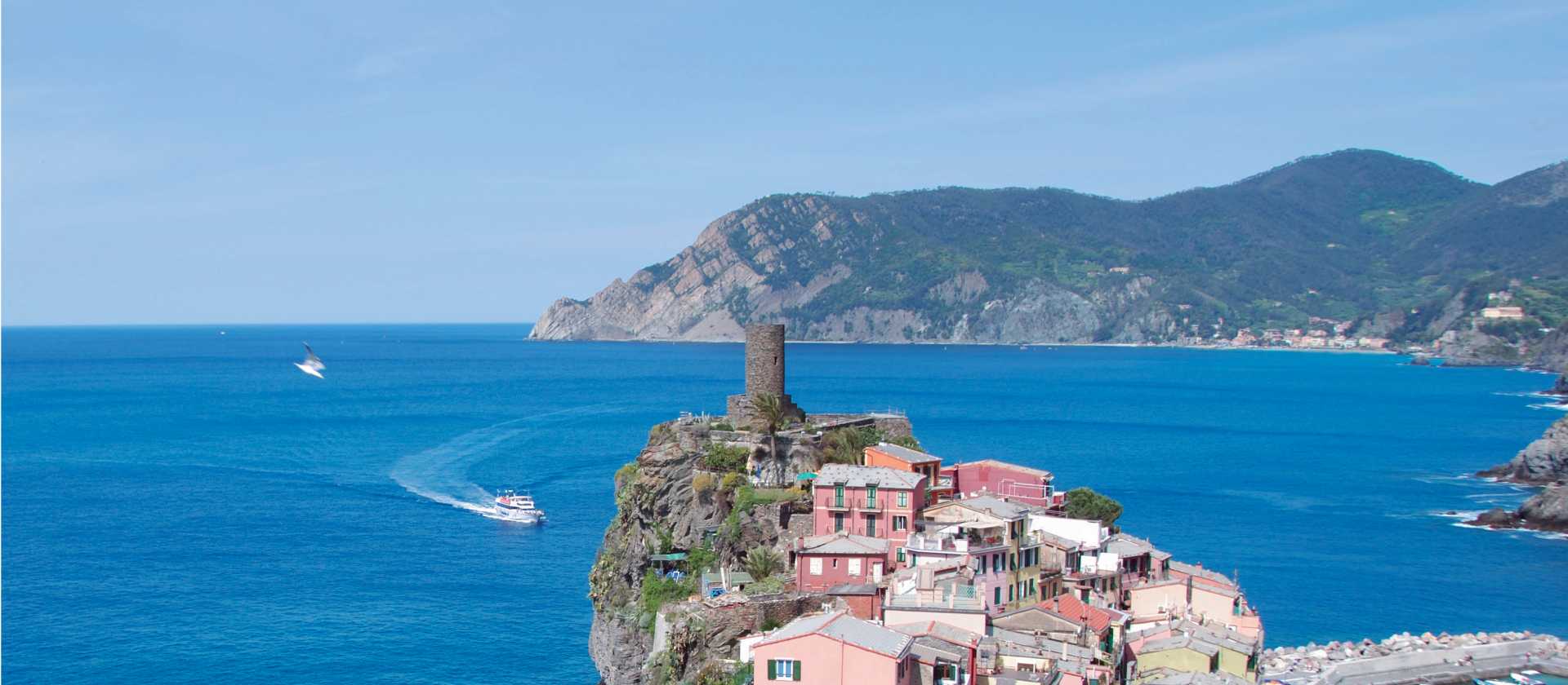 Coastal town of Vernazza, Cinque Terre | Rachel Imber