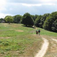 Walkers on the route from La Verna to Caprese Michelangelo