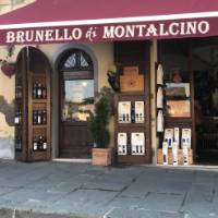 Wine merchant in Montalcino | Kate Baker