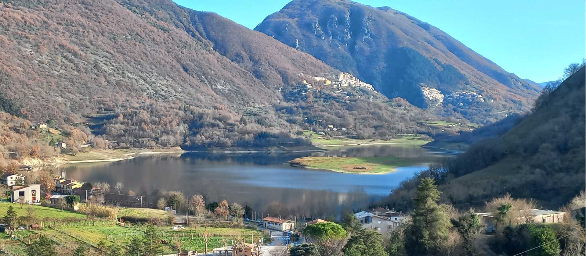 View of Castel di Tora on the St Benedict Way