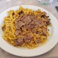 Tagliatelle with black truffle