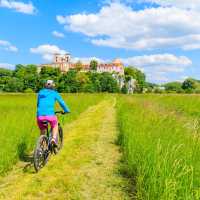 Cycling to Tyniec to see the oldest monastery in Poland
