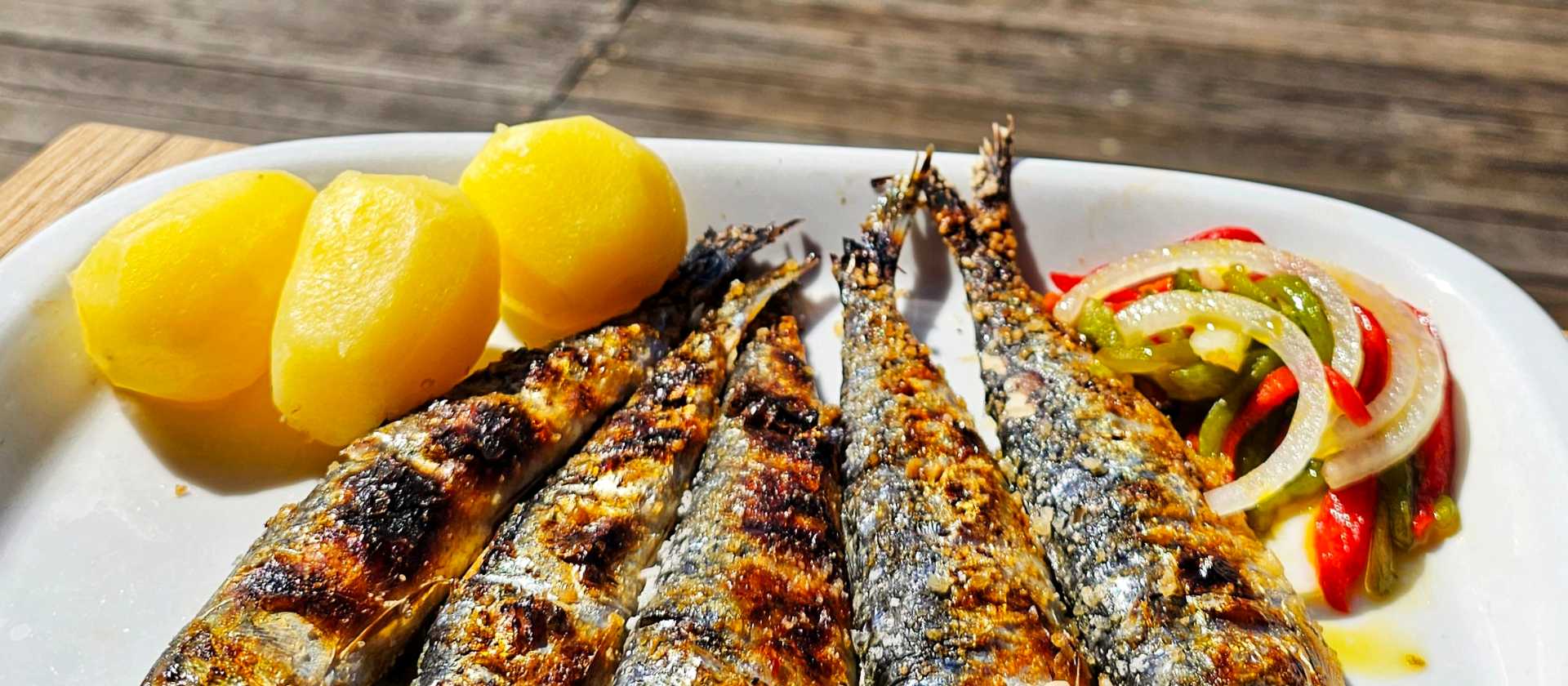 Fresh grilled seafood on the Portuguese Way | Gus Cheung