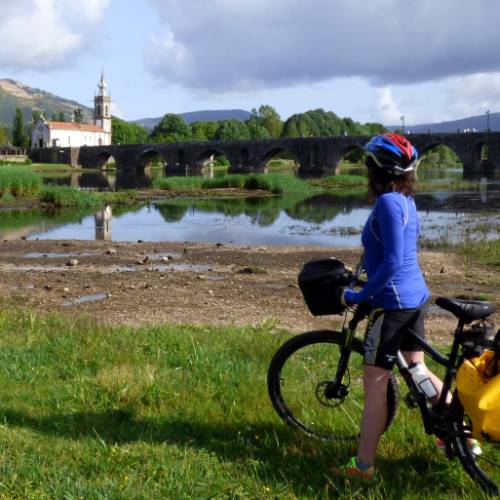 Camino de Santiago pilgrimage route: 'Sister Bicycle' – Motorists