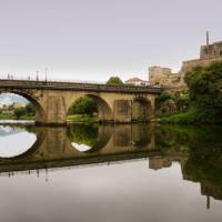 Pilgrims enter Barcelos on the Portuguese Camino | Francisco Carvalho