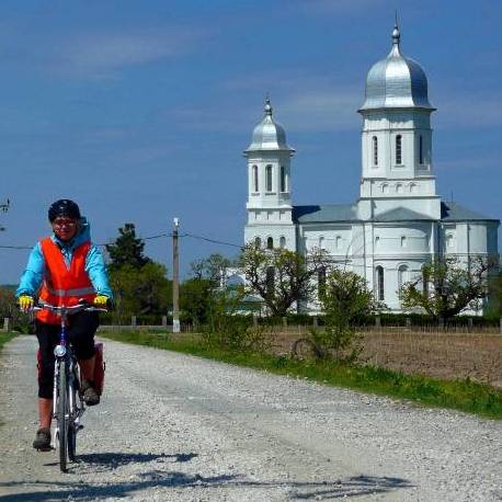 guided cycling tours europe