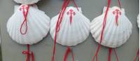 The scallop shell can be found all along the Camino |  <i>Gesine Cheung</i>