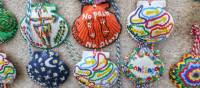 Colourful scallop shells on the Camino trail in Spain | Gesine Cheung