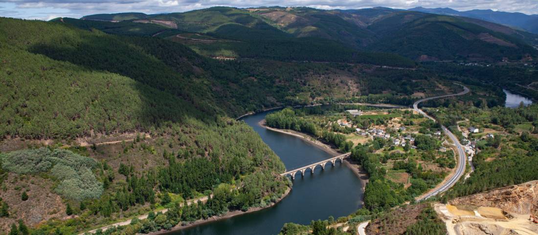 Beautiful view of Rairos from the Camino de Invierno (Winter Way). |  <i>Adolfo Enríquez</i>