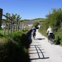 Cyclists on the Camino Frances | Gesine Cheung