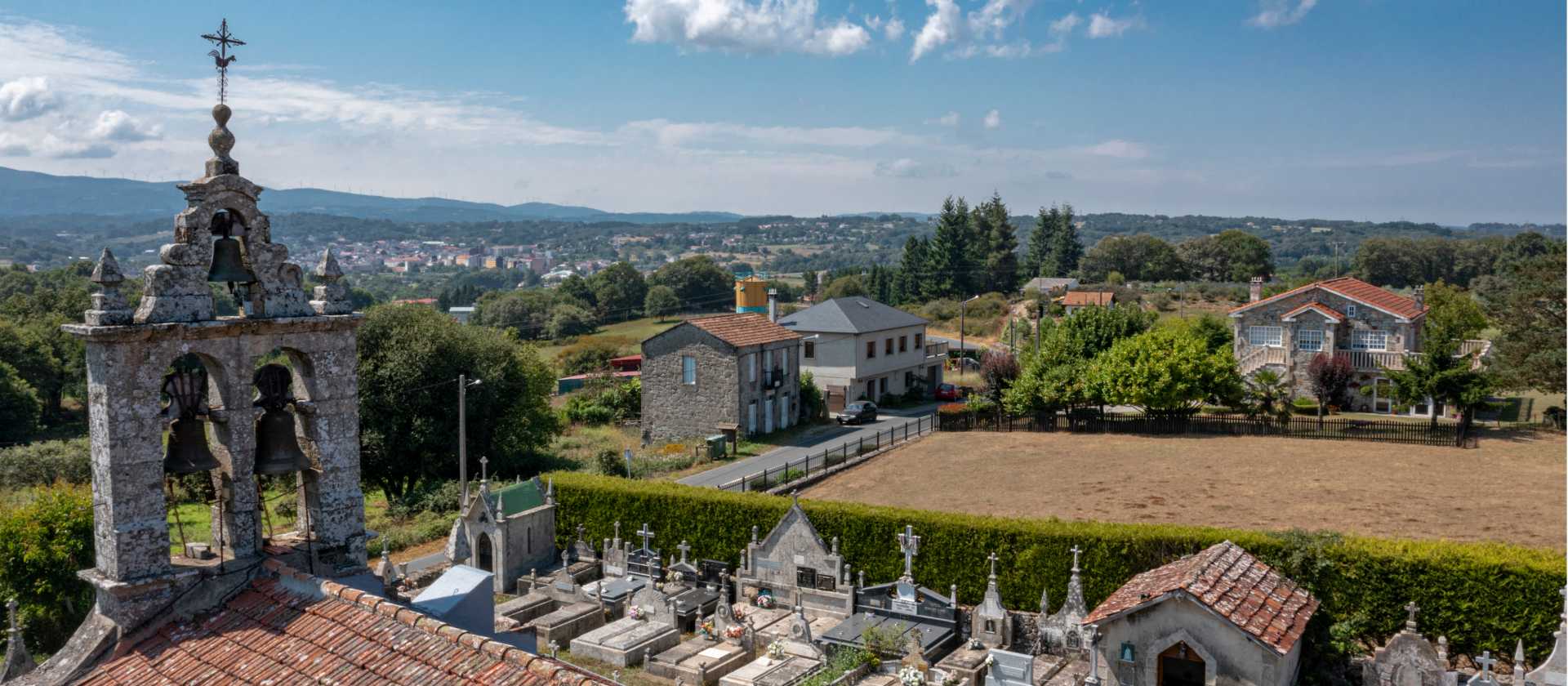 Rural scenes of San Pedro de Líncora on the Camino de Invierno (Winter Way). | Adolfo Enríquez