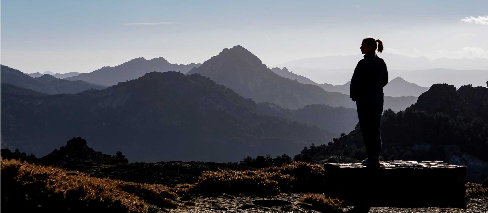 Hike with views of the Alpujarra valleys of Granada