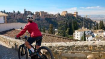 Explore fascinating Granada by bike