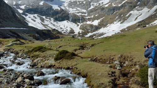 Explore the hiking trails of the Pyrenees in Spain